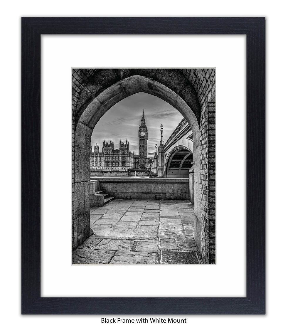 London - Big Ben Archway View b&w - Mounted & Framed Art Print