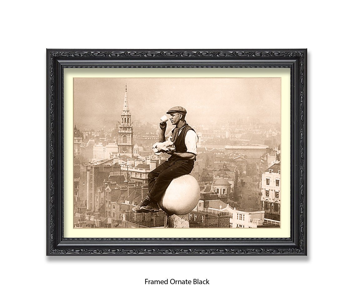 London - Tea Break - Guy on Building - 1930s — Vintage Street Photography - Art Print