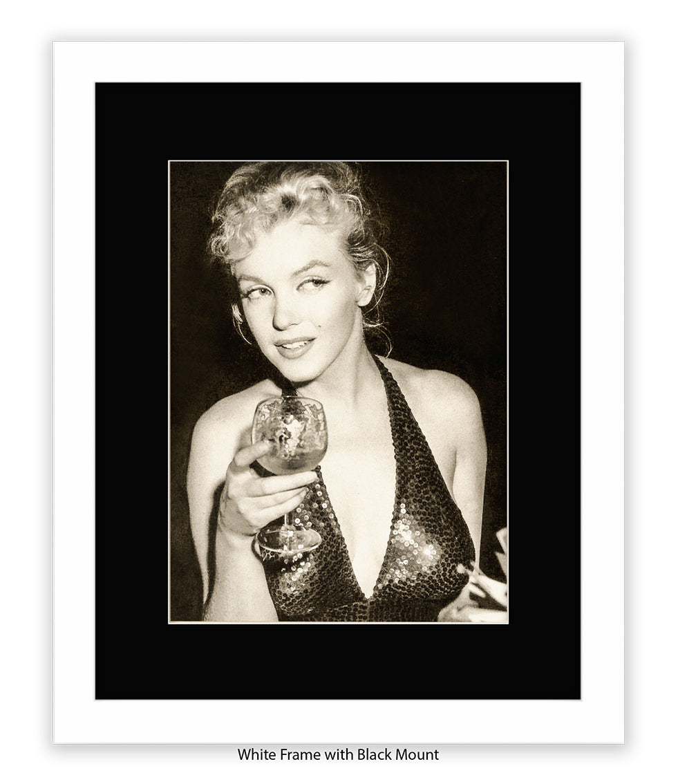 Marilyn Monroe - Glamour -  Holding Glass - Art Print