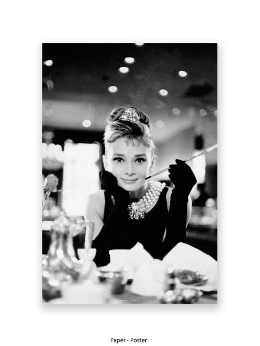 Audrey Hepburn Giant Movie Poster - Smile B/W (Pyramid International)