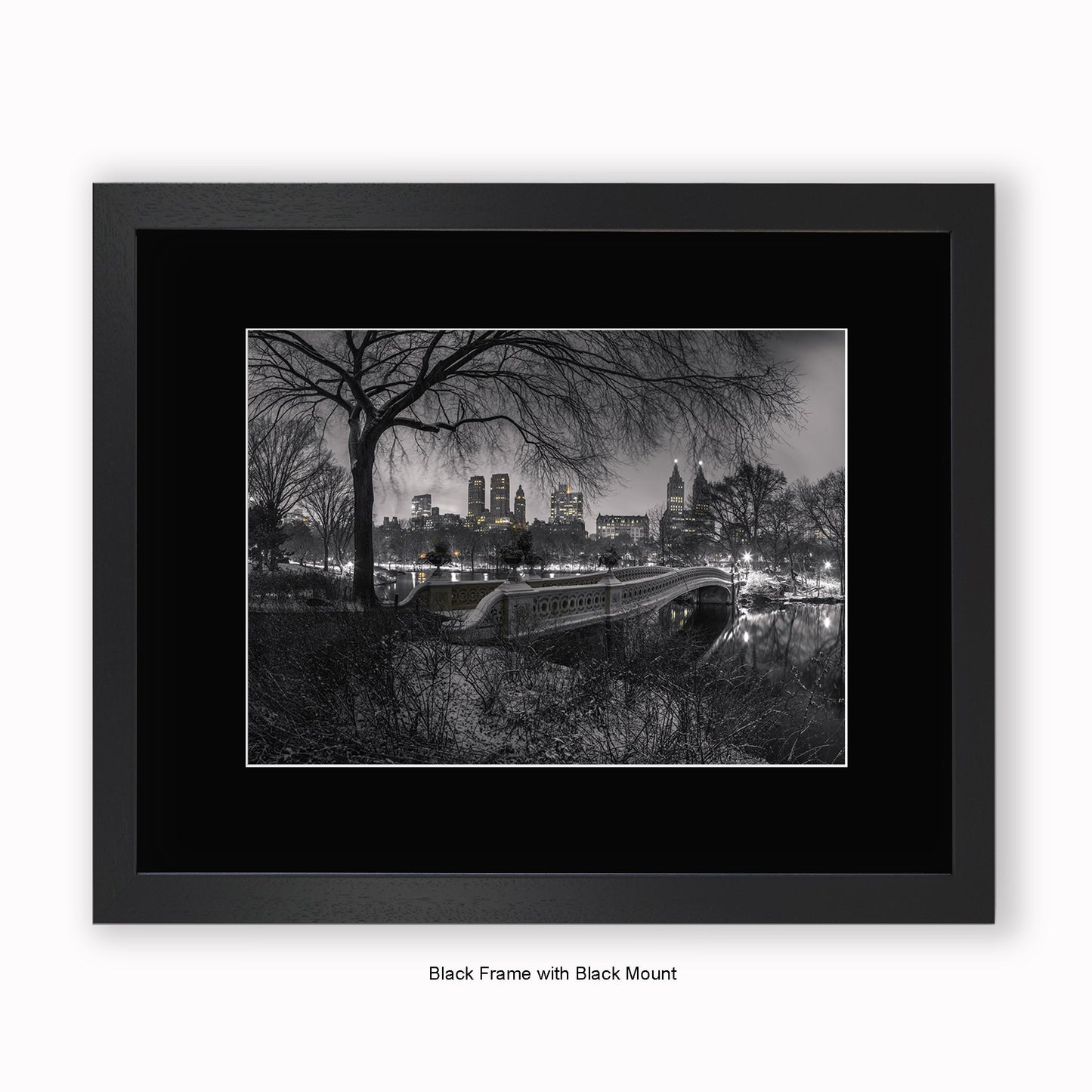 New York Central Park Bridge b&w - Mounted & Framed Art Print