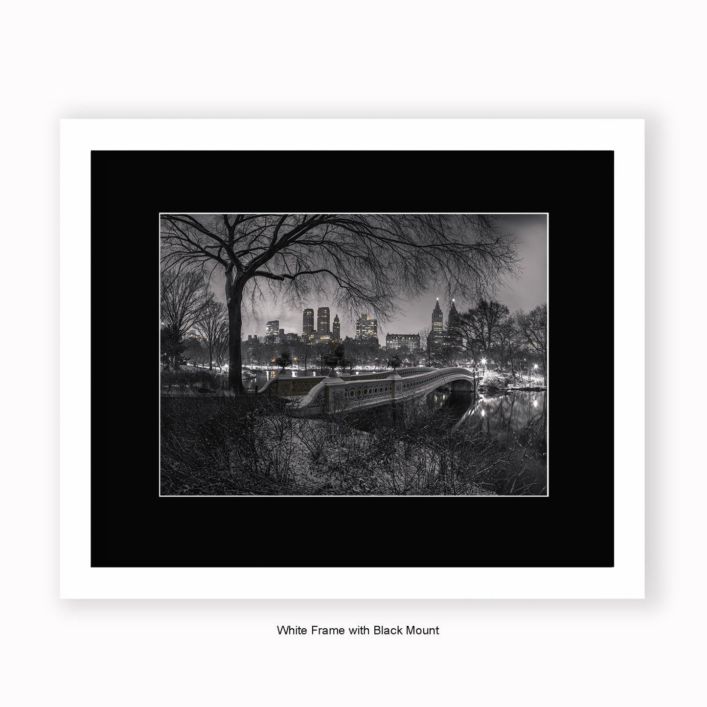 New York Central Park Bridge b&w - Mounted & Framed Art Print